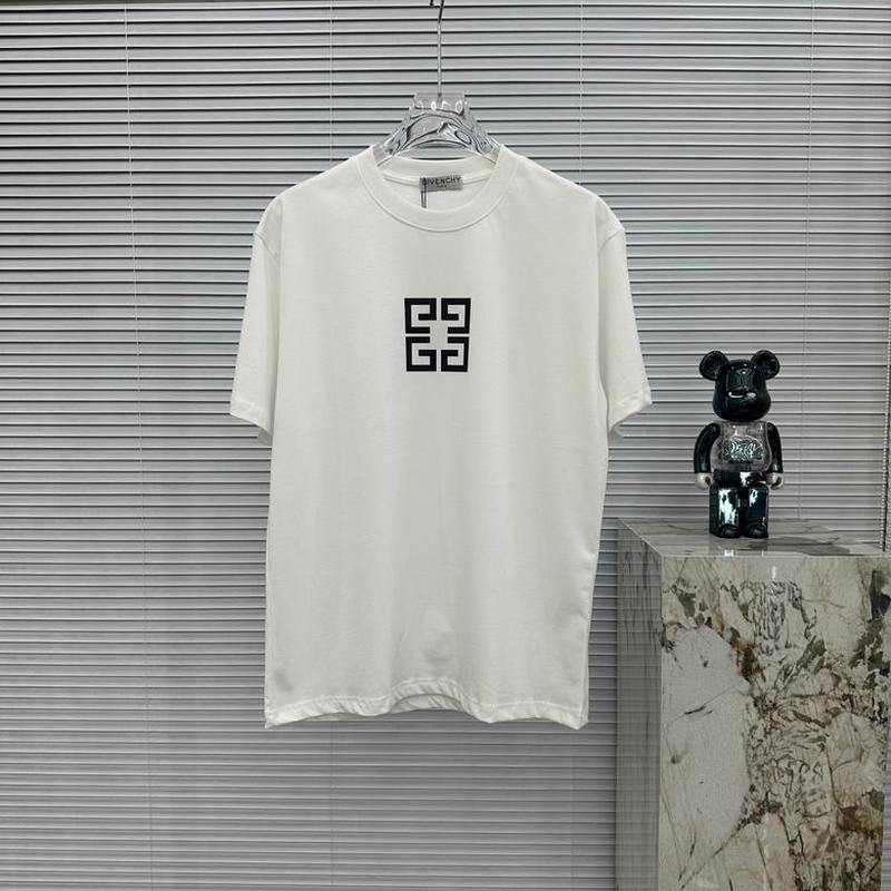 GIVENCHY Men's T-shirts 11